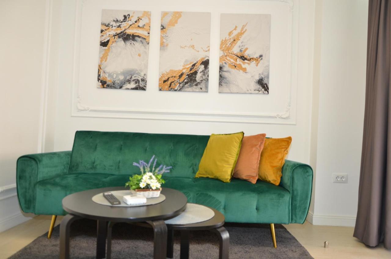 Luxury City Studios Curtea De Arges Luaran gambar