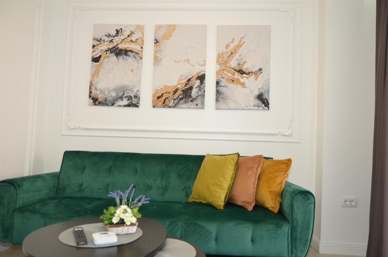 Luxury City Studios Curtea De Arges Luaran gambar